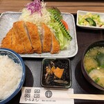 とんかつ　ひらよし - 