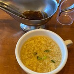 ブロンコビリー - セットの玉子スープと和風ステーキソース