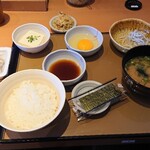 やよい軒 - しらすおろし朝食と納豆