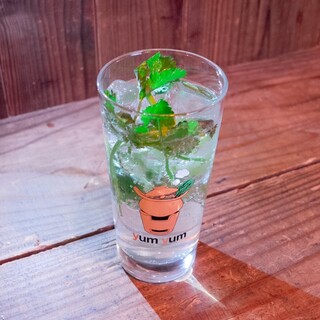 "1リットルロー"など種類豊富なドリンク◆お仕事帰りの一杯に