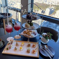 ザ タヴァン グリル＆ラウンジ - 