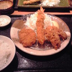 とんかつ薩摩 ヨドバシ京都店 - カキミックス定食