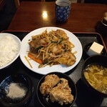 えん家 - 豚キムチ定食コンビ