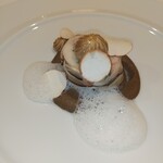 La Vallee d'Or - クリスマスチキン：ポルチーニとクリームソース