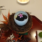 La Vallee d'Or - アミューズ（卵のフランのキャビア載せ）