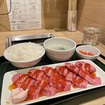 Yakiniku Dainamaito - カルビ＆ロース定食