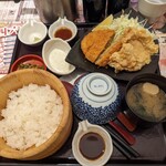 おひつごはん四六時中 - 料理写真:お昼の鶏天＆さっくりメンチカツ定食¥980-