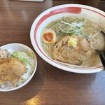 麺部屋 綱取物語 - ニンニク味噌ラーメン