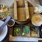 筑波山 ひたち野 - 常陸牛フィレひつまぶし(蓋あり)