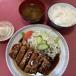 大衆食堂とみ - 