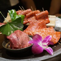 牛刺しと焼肉 仔虎 クリスロード店 - 