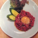 大将軍 - 料理写真:ユッケ（牛）　牛肉のユッケ　800円