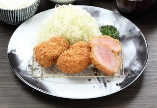 Tonkatsu Kagurazaka Sakura - 