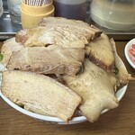 らーめん一心 - オリジナルチャーシュ丼　チャーシューはしっかり味が染み込んでいてご飯との相性はいいですね〜