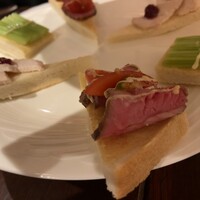 CINQ - 