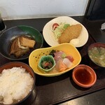 島作 - オススメ定食　¥800(税込)