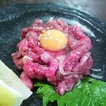 宮川橋もつ肉店 - 2013年11月：旨し！塩ユッケ