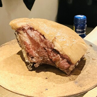 アサドール ロカ