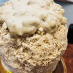 こひる庵 - ドライフルーツクリームは食べ応えたっぷりです！