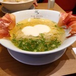 黄金の塩らぁ麺 ドゥエイタリアン 市ヶ谷本店 - 