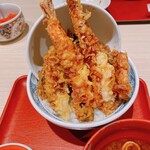 天麩羅 えびのや - 料理写真:上天丼です。天婦羅が沢山入っています！