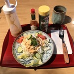 ゆたかな台所 - ランチセットのサラダ、大きい♡