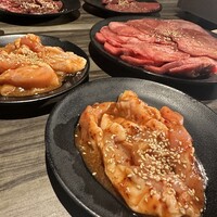 食べ飲み放題 焼肉ダイニングちからや 名駅店 - 