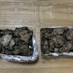 福鶏 - 左：鶏トロ（小）　右：ハラミ（小）