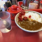 新ラーメンショップ 狭山店 - ミニカレーライス　スプーンが水に入ってるのが