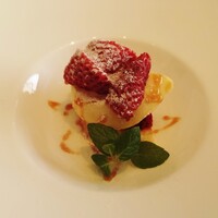 イルマーレ - カタラーナ地場産いちご添え