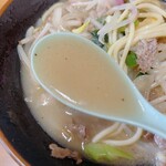 Wakayanagi Shokudou - 旨みの詰まったスープのアップです。（2023.12 byジプシーくん）