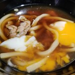 富士そば - 温玉を割って。