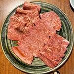 赤坂 らいもん - シンシン炙り・特撰ヒレ・特撰ハラミ