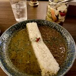 麻布十番 薬膳カレー 新海 - 