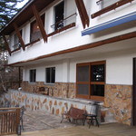 たてしな薫風 - 山小屋風の作りです。