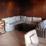 たてしな薫風 - ロビーのソファー