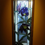 たてしな薫風 - お部屋のステンドグラス飾り。