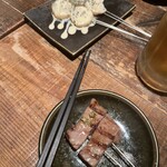 鮮屋 - 帆立 バジルバター  本鮪中トロ 山葵醤油
