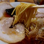 みんみんラーメン - 麺リフト