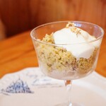 カフェ・ド・リオン パレット - 【2023.12】利休栗のマロンシャンティ(税込1,188円)