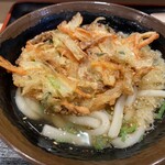 Homba Sanuki Udon Oyaji No Seimen Sho - かき揚げを讃岐うどんの上にのせて。旨い！（2023年12月21日撮影）