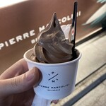 ピエール マルコリーニ - ソフトクリームショコラ(カップ)
