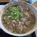 こだわりうどん一道 - 肉うどん(アップ)肉がたっぷりで美味しい♪