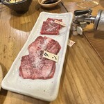 馬焼肉専門店うまえびす - 