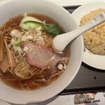 中国料理 天天 - ラーメン＋半チャーハンセット（850円）