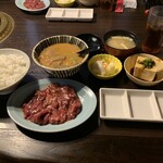 Yakiniku Saihou Bokuzen - 牛サガリともつ煮ランチ　1,188円