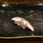 にぎり鮨 一五〇 - コハダ