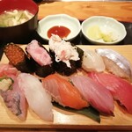 Hamayaki Kaisen Izakaya Daishou Suisan - 水産握り寿司10貫セット♪