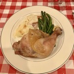 パザパ - ディナー2,950円：鳥もも肉のコンフィー