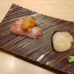 まんてん鮨 - ブリ（富山産）、ホタテ（北海道産）